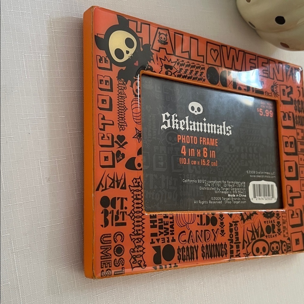 Spooky Frames Skelanimals Diego HTF - Picture 4 of 6